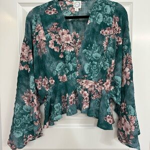 V-Neck Peplum Blouse with Wing Sleeves